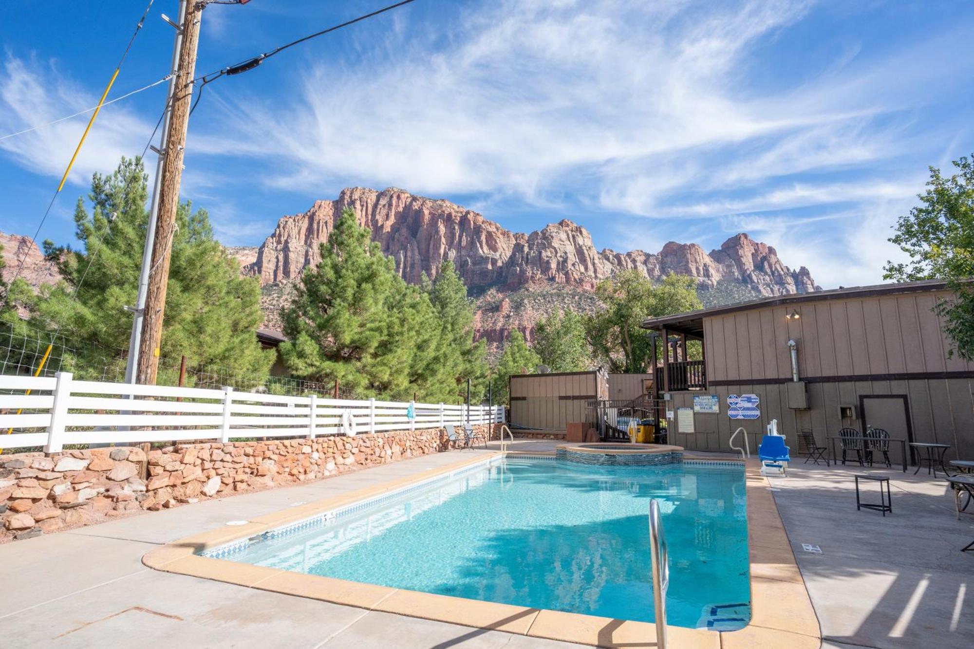 Pioneer Lodge Zion National Park-Springdale Exteriör bild