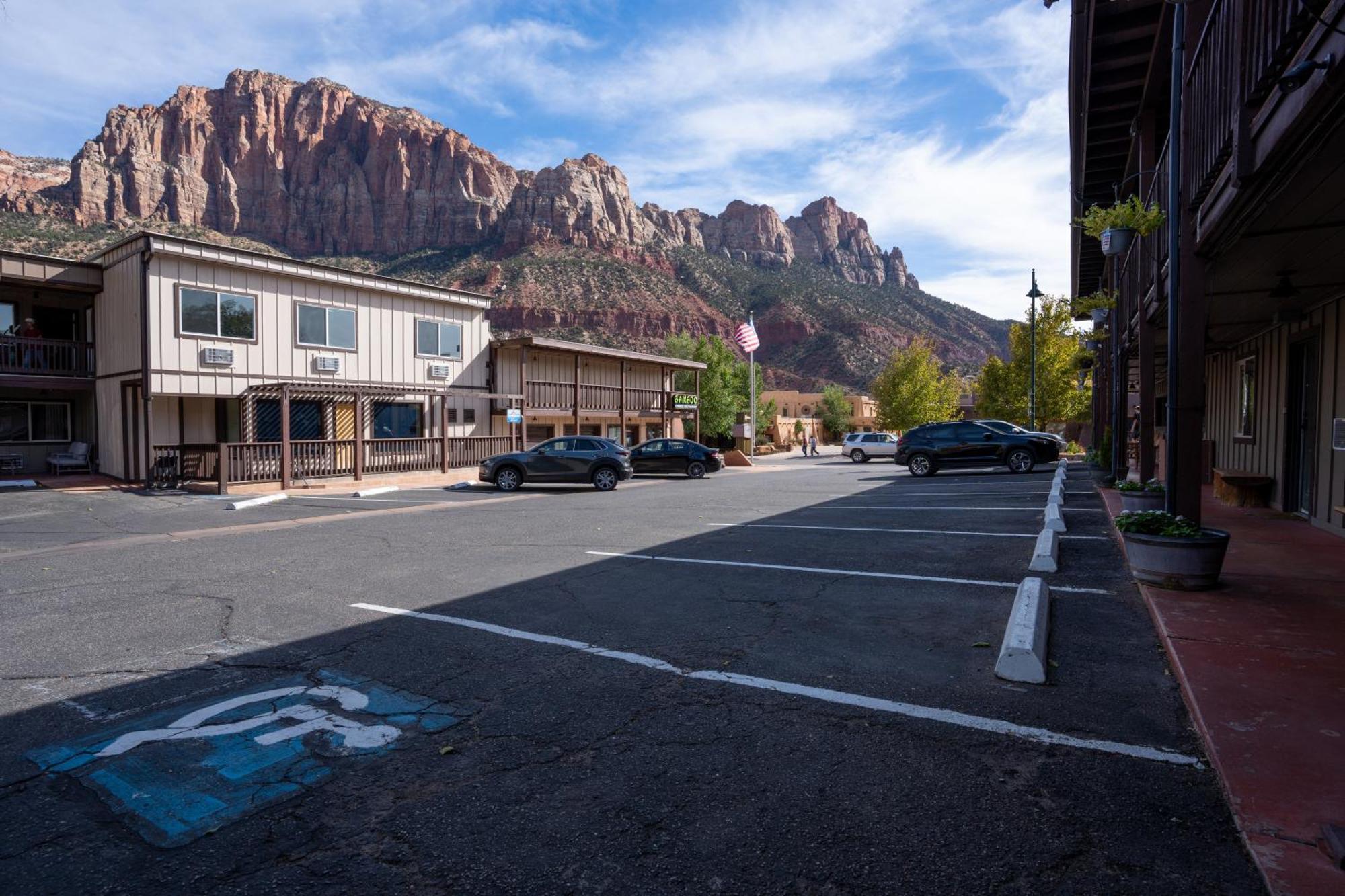 Pioneer Lodge Zion National Park-Springdale Exteriör bild